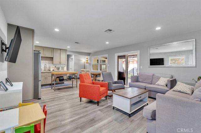 17371 Willard, Northridge, CA 91325