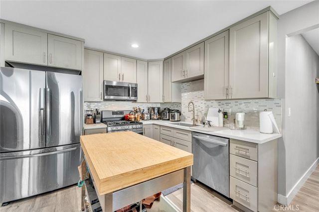 17371 Willard, Northridge, CA 91325