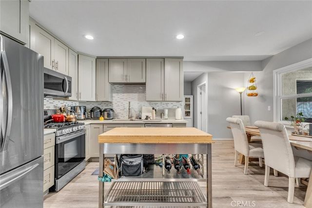 17371 Willard, Northridge, CA 91325