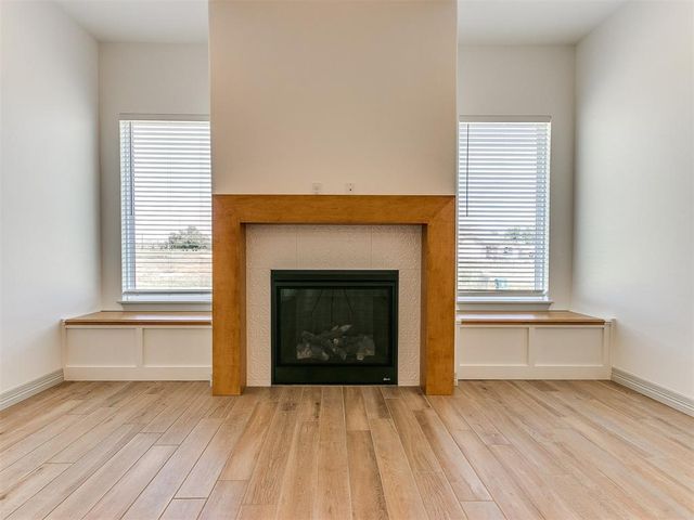 7712 Woods Edge Way, Yukon, OK 73099