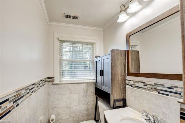1506 Hawthorne DR, Chesapeake, VA 23325