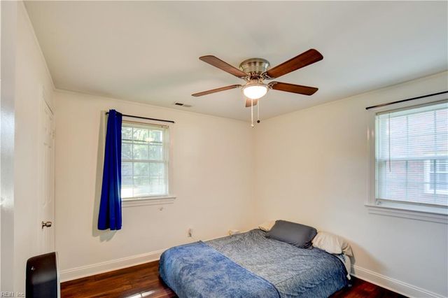 1506 Hawthorne DR, Chesapeake, VA 23325