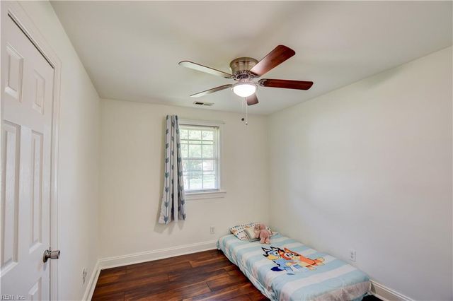 1506 Hawthorne DR, Chesapeake, VA 23325