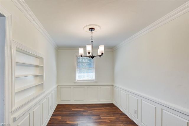 1506 Hawthorne DR, Chesapeake, VA 23325