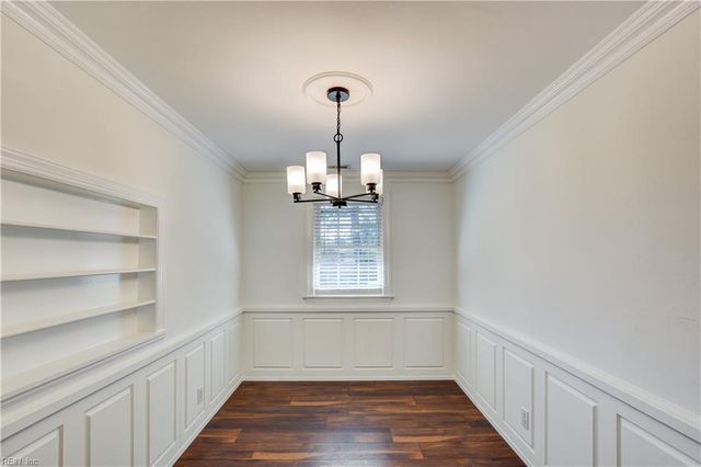1506 Hawthorne DR, Chesapeake, VA 23325