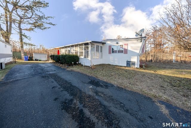 93 Shawnee Road, East Hartford, CT 06118