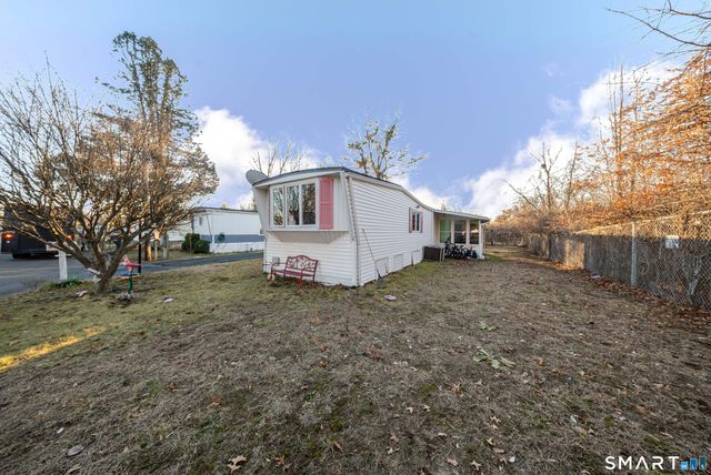 93 Shawnee Road, East Hartford, CT 06118