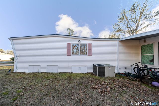 93 Shawnee Road, East Hartford, CT 06118