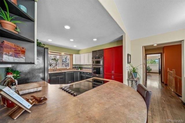 4047 Kalamath Drive, Larkspur, CO 80118