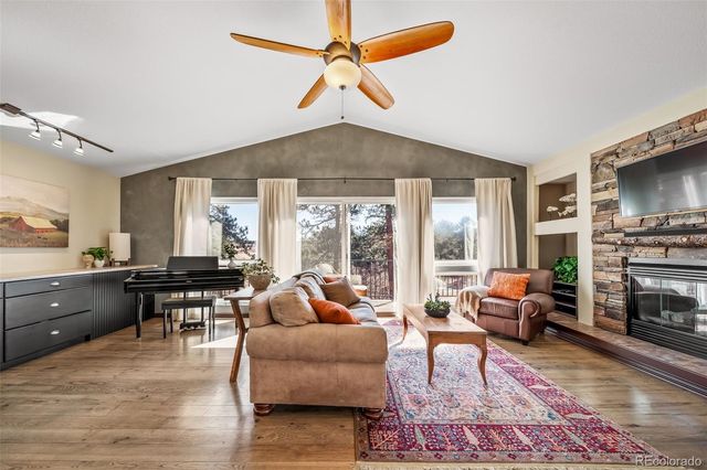 4047 Kalamath Drive, Larkspur, CO 80118