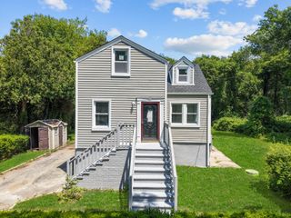 35 Cypress Street, Wyandanch, NY 11798
