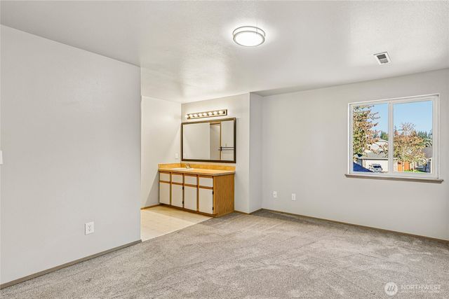 17524 27th Avenue NE, Marysville, WA 98271