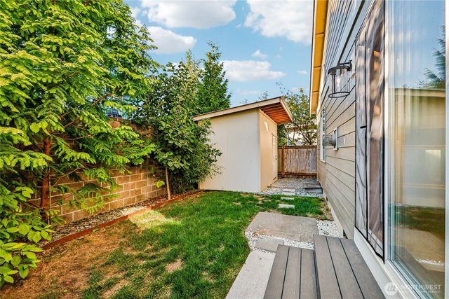 17524 27th Avenue NE, Marysville, WA 98271