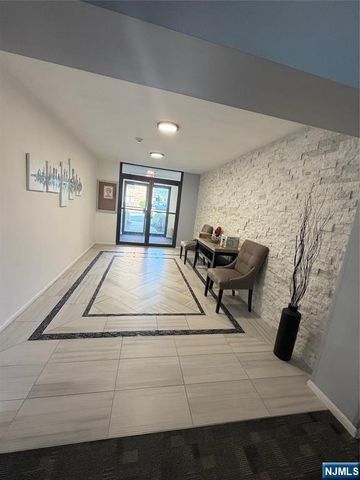 245 Anderson Street 4G, Hackensack, NJ 07601