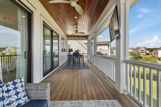 729 Waterstone Drive, Wilmington, NC 28411