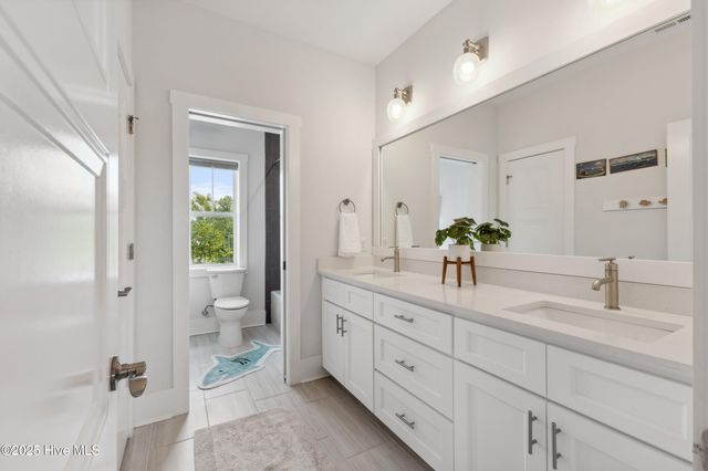 729 Waterstone Drive, Wilmington, NC 28411