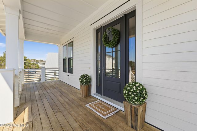 729 Waterstone Drive, Wilmington, NC 28411