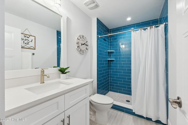 729 Waterstone Drive, Wilmington, NC 28411