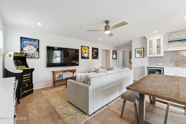 729 Waterstone Drive, Wilmington, NC 28411