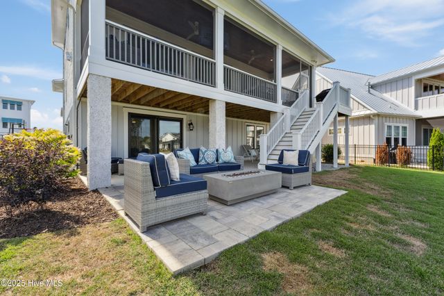 729 Waterstone Drive, Wilmington, NC 28411