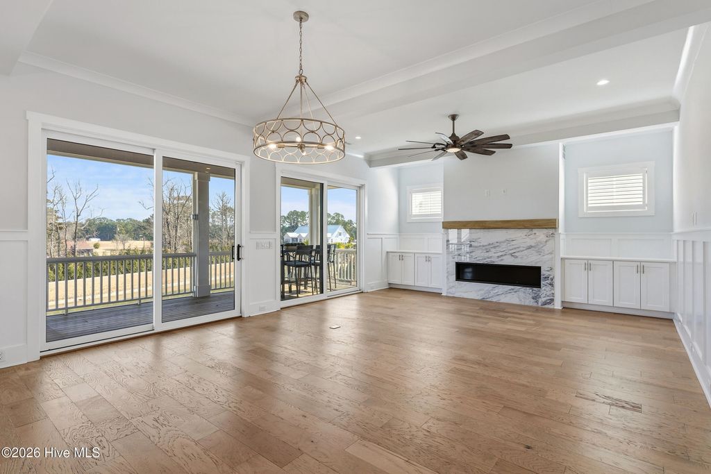 Image 11 of property listing at 729 Waterstone Drive, Wilmington, NC 28411