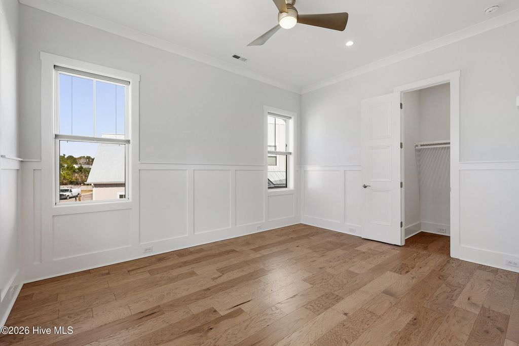 Image 29 of property listing at 729 Waterstone Drive, Wilmington, NC 28411