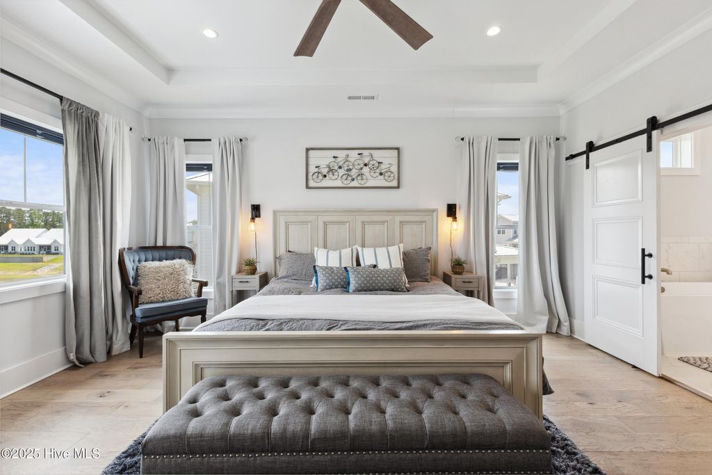 Image 41 of property listing at 729 Waterstone Drive, Wilmington, NC 28411