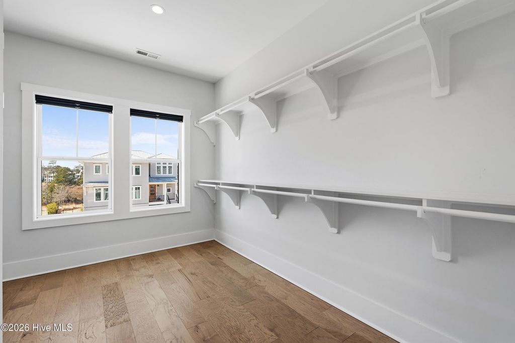 Image 46 of property listing at 729 Waterstone Drive, Wilmington, NC 28411