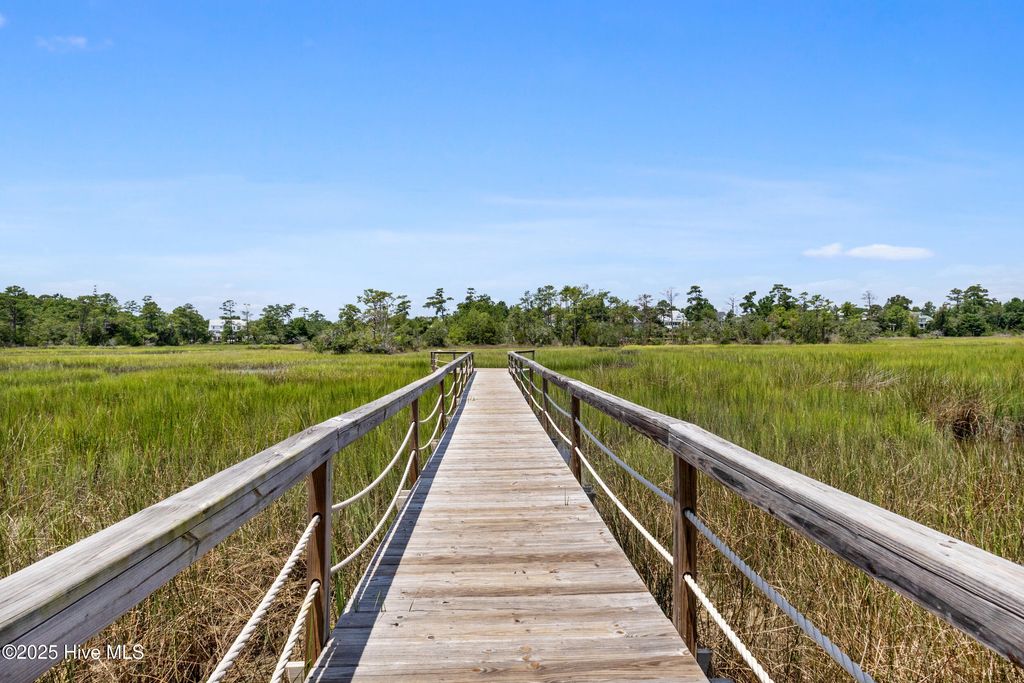 Image 70 of property listing at 729 Waterstone Drive, Wilmington, NC 28411