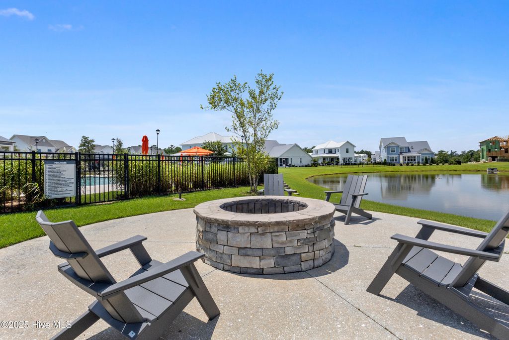 Image 71 of property listing at 729 Waterstone Drive, Wilmington, NC 28411