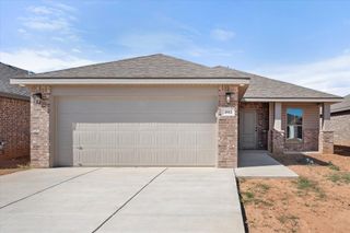2013 Cottonwood Avenue, Wolfforth, TX 79382