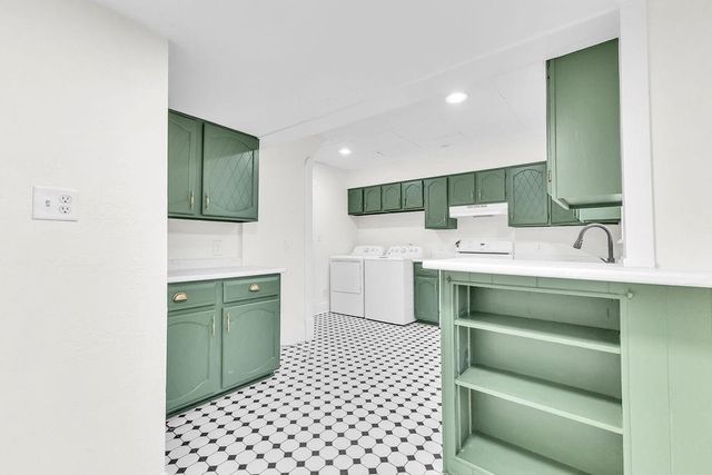 3416 Mitchell Avenue, St Joseph, MO 64507