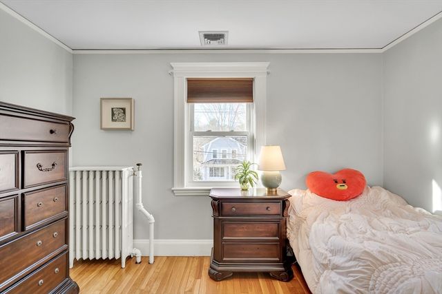 33 Avon Road, Wellesley, MA 02482