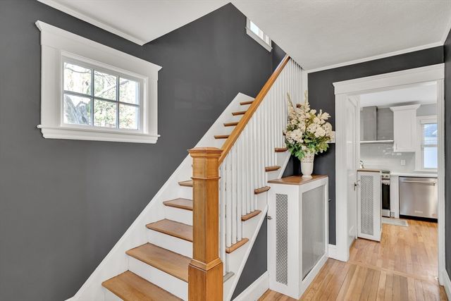 33 Avon Road, Wellesley, MA 02482