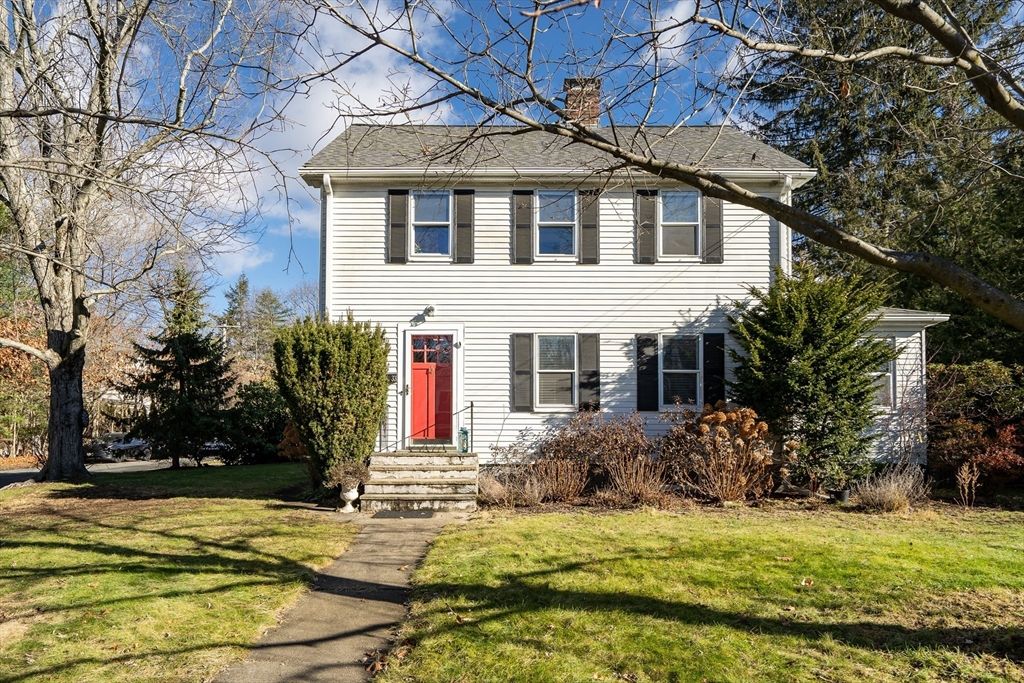 33 Avon Road, Wellesley, MA 02482