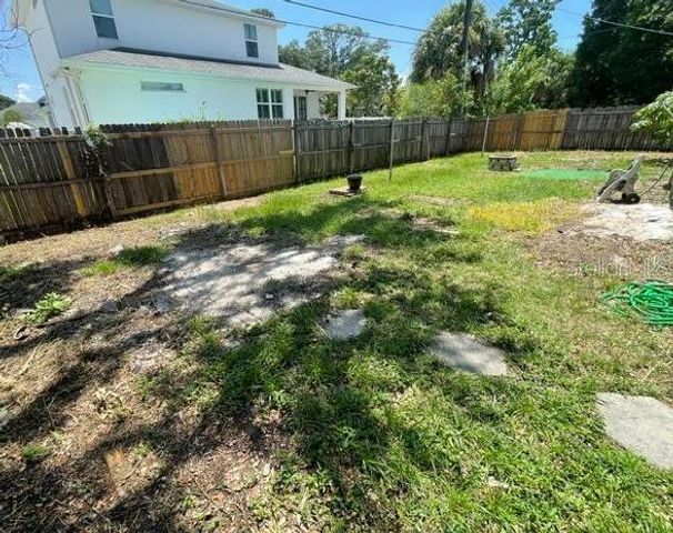 4712 W WALLACE AVENUE, Tampa, FL 33611