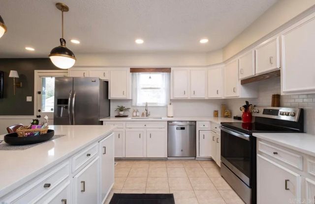 906 N Polk Street, Little Rock, AR 72205