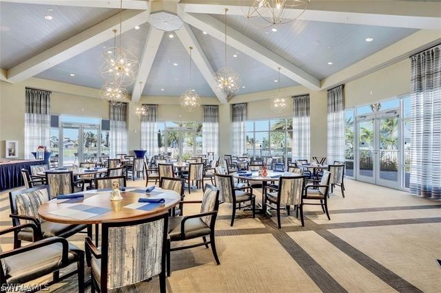 9681 Everglades DR, Naples, FL 34120