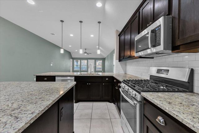 2933 Diego DR, Round Rock, TX 78665