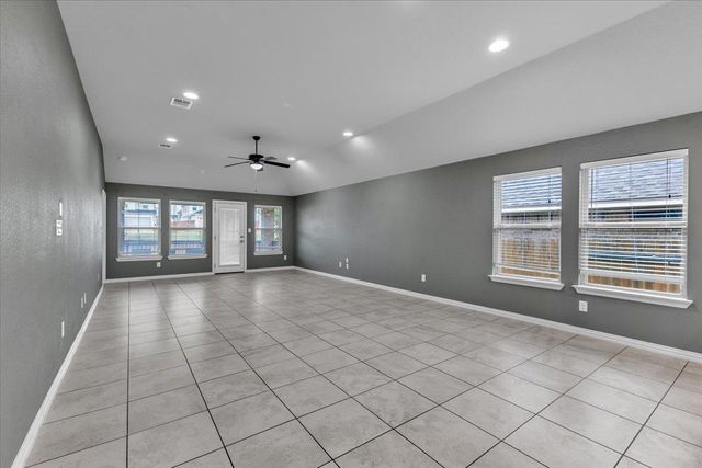 2933 Diego DR, Round Rock, TX 78665