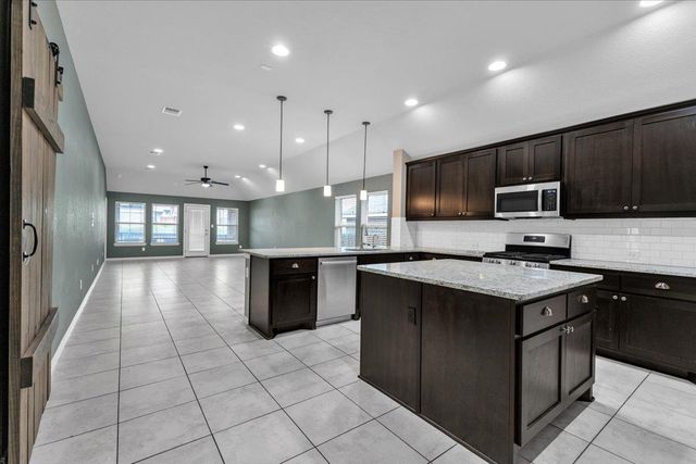 2933 Diego DR, Round Rock, TX 78665