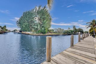 2591 NE 55th Court 203, Fort Lauderdale, FL 33308