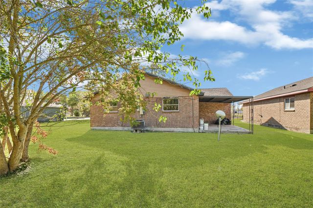 3322 1st Avenue S, Texas City, TX 77590