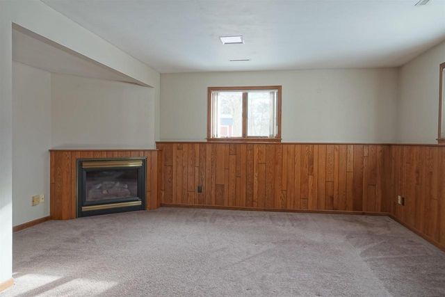 500 N FRONT STREET, Dorchester, WI 54425