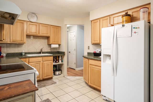 1908 Melrose Street, Rockford, IL 61103