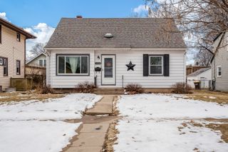 1908 Melrose Street, Rockford, IL 61103