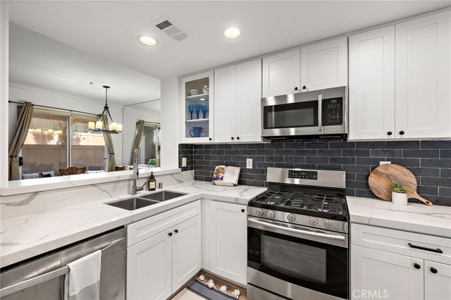 135 California Court, Mission Viejo, CA 92692