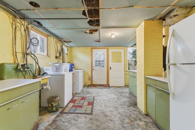 8256 E State Road 2, New Carlisle, IN 46552