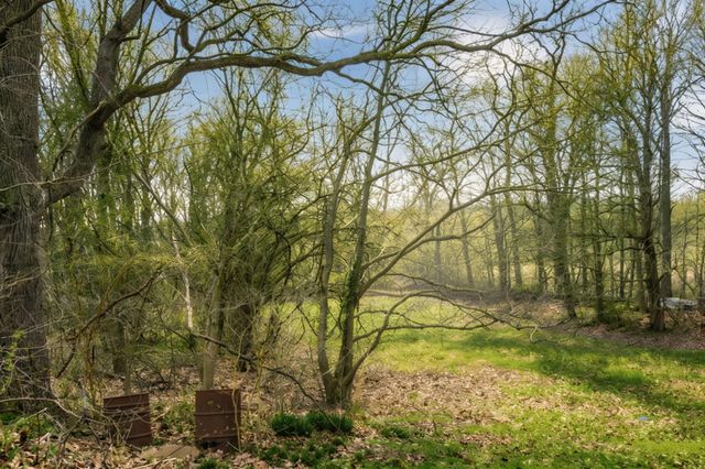 8256 E State Road 2, New Carlisle, IN 46552