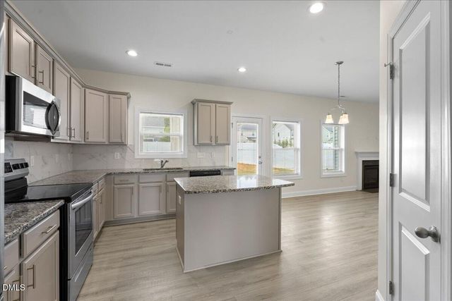 105 Wicklow Court, Clayton, NC 27527